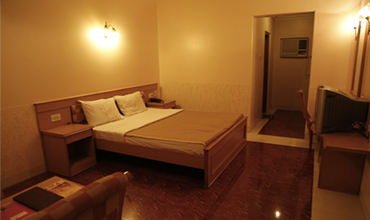 A/C Deluxe Room